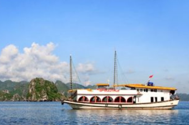 Paloma Junk 2 cabins